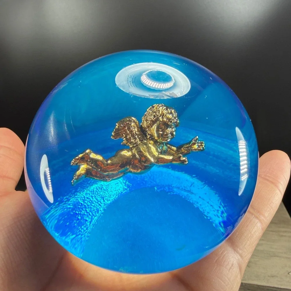 Tarax Infinity Blue Lucite Cherub Paperweight Baroness Collection Canada Angel